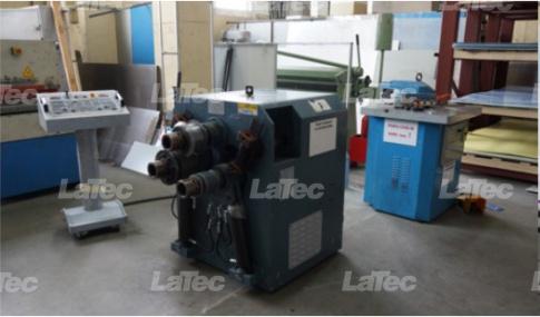 THREE-ROLL SHEETER FOR PROFILE ROLLING